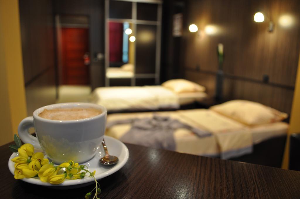 Hotel Fortuna Banja Luka Zimmer foto
